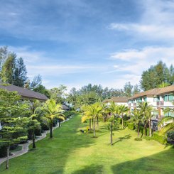 Manathai Khao Lak 