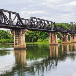 Bruecke am River Kwai Kanchanburi