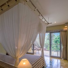 Wapa di Ume Lanai Room