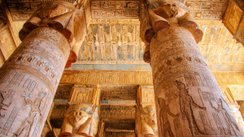 Dendera Innenansicht des Tempels in Mittelägypten