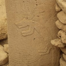 springender Fuchs, Reliefdetail auf einem T-Pfeiler Göbekli Tepe