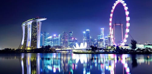 Skyline Singapur bei Nacht