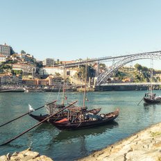 Boote am Douro in Porto