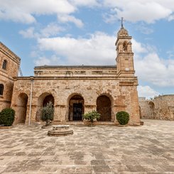 assyrische Kirche in Midyat