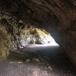 in der Vogelherdhöhle Schwaebische Alb