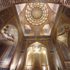 Sherdor Medrese goldene Kuppel in der Moschee Samarkand Usbekistan
