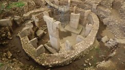 Tas Tepeler Kultur - Steinkreise in Göbekli Tepe