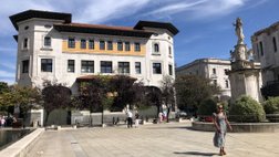 Santander Postgebäude