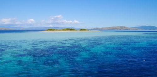 Taka Makassar - eine der vielen Inseln vor Flores im Komodo Nationalpark