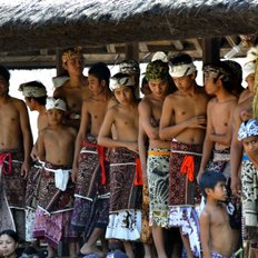 Dorfbesuch bei Sidemen Bali 