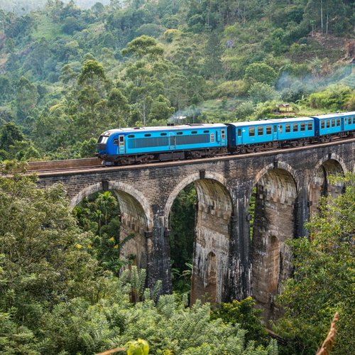 Sri Lanka Zugfahrt Nine Arches Brücke