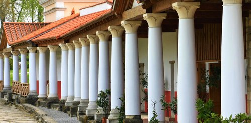 Carnuntum Rekonstruktion roemischer Architektur