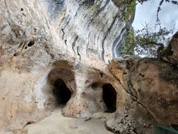 Eingang zur Höhle Font de Gaume 