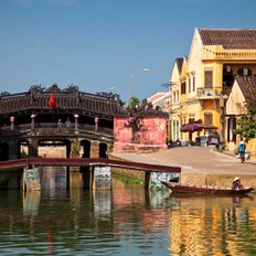 Japanische Bruecke Hoi An Vietnam