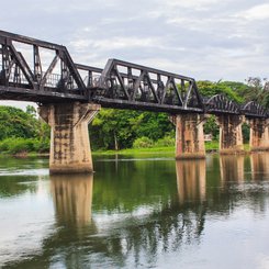 Bruecke am River Kwai Kanchanburi