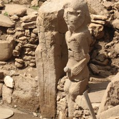 menschliche Figur am Karahantepe