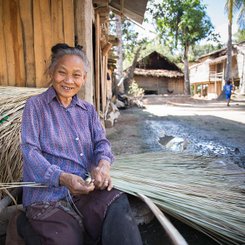 Luangsay Cruise Dorf der Khmu