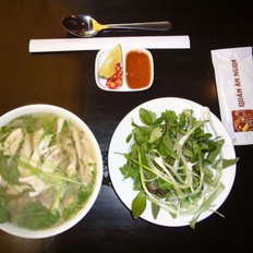 Pho Suppe traditionelles Streetfood in Vietnam Indochina