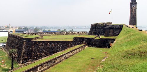 Aitken Spence Alte Mauernb der Festung in Galle, Sri Lanka