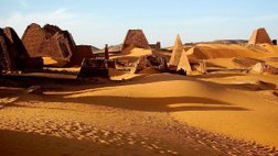 Nekropole von Meroe im Nordsudan