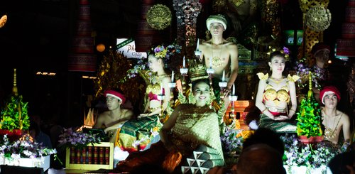 Loy Krathong Yi Peng Chiang Mai