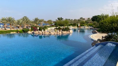 Strand, Pool, Schnorcheln und Erholung - Urlaubsausklan am Roten Meer bei Aqaba in Jordanien