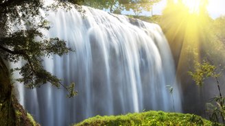 Elefantenwasserfall Hochland Vietnam
