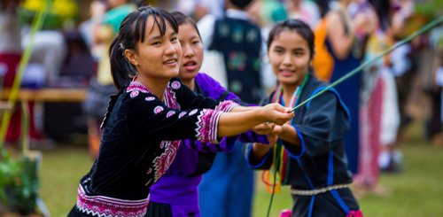 das Lichterfest findet nicht nur am Abend statt - Traditionen am Nachmittag
