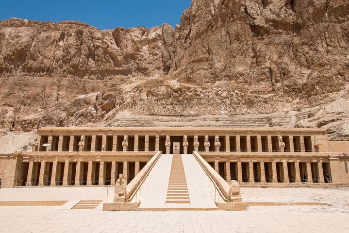 Tempel der Hatschepsut in Deir el Bahari