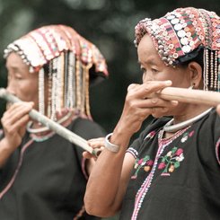 Heritage Line Ausflug ins Dorf der Khmu am oberen Mekong mit der Anouvong