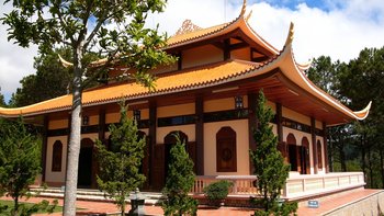 Da Lat Lam Dong Vietnam Truc Lam Pagode