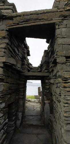 Midhowe Broch Rousey Orkney © VisitScotland / Paul Tomkins