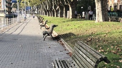 Uferpromenade am Fluss Nervion in Bilbao