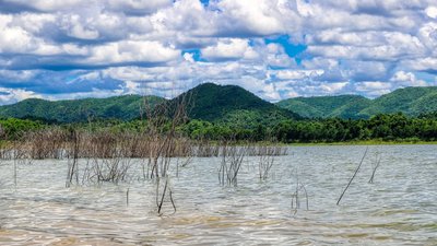 Landschaft im UNESCO Welterbe Kaeng Krachan Forest Komplex