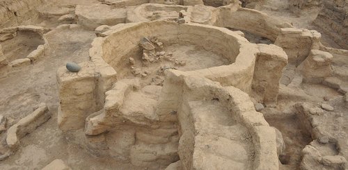 Goytepe neolithische Siedlung in Aserbaidschan (Eldar quliyev CC BY-SA_4.0_creativecommons.org_licenses_by-sa_4.0)