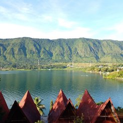 Sumatra Lake Toba