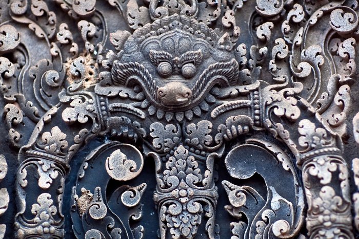 Reliefdetail im Banteay Srei beeindruckende Architektur in den Tempelanlagen von Angkor Kambodscha