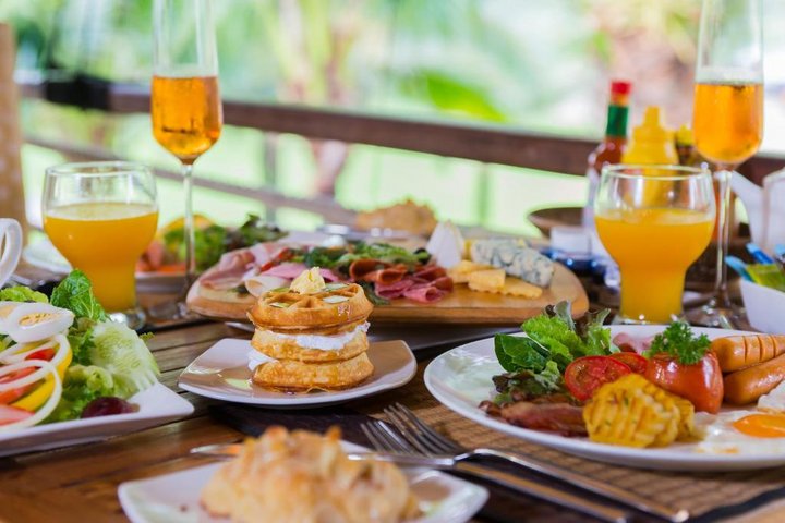 High Season Pool Villa & Spa Frühstück Koh Kood