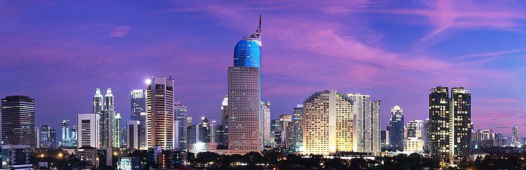 Skyline von Jakarta auf der indonesischen Insel Java