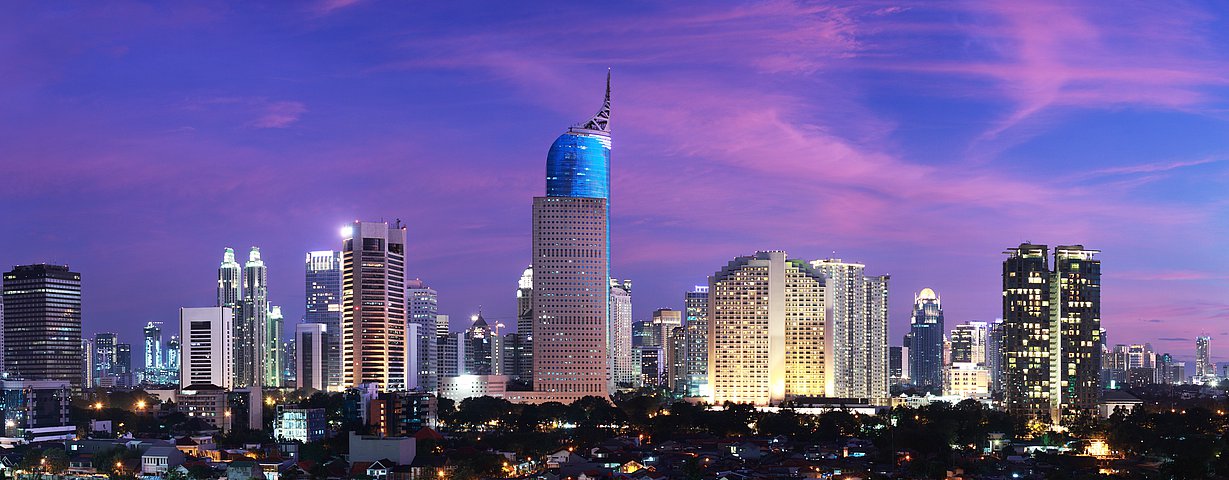 Skyline von Jakarta auf der indonesischen Insel Java