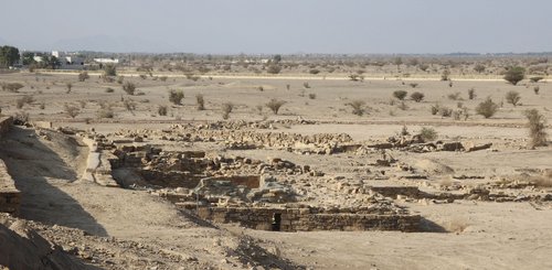 archäologische Stätte Salut - Umgebung der Stadt Bisya und die Salut-Ebene mit archäologischen Stätten der Bronze- und Eisenzeit sind auf der Tentativliste der UNESCEO Welterbekandidaten