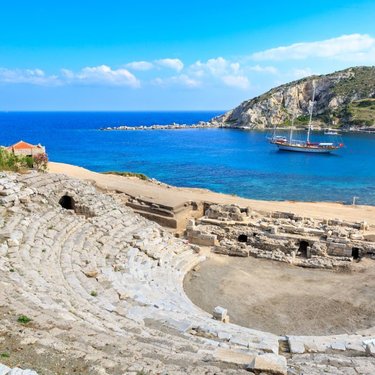 Amphitheater_von_Knidos_karische_Kueste