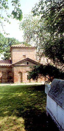 Mausoleo di Galla Placidia_Luigi_Tazzari_Comune_die_Ravenna_emiliaromagnaturismo.it