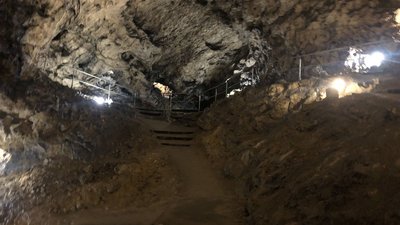 Schwaebische Alb in der Höhle Hohle Fels Fundort von Eiszeitkunst