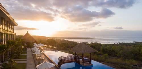 Semabu Hills Hotel Nusa Penida Swimmingpool