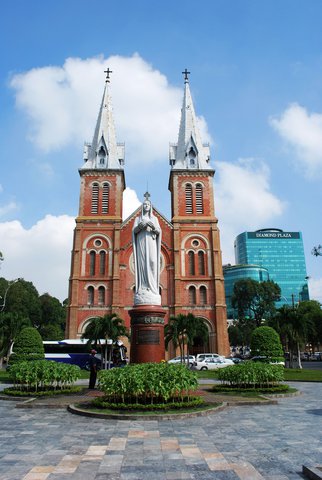 Kathedrale Notre Dame Kolonialbau Ho Chi Minh City Vietnamreise