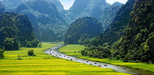 die trockene Halongbucht - immer noch ein Geheimtipp, aber ein wahres Naturwunder in Nordvietnam