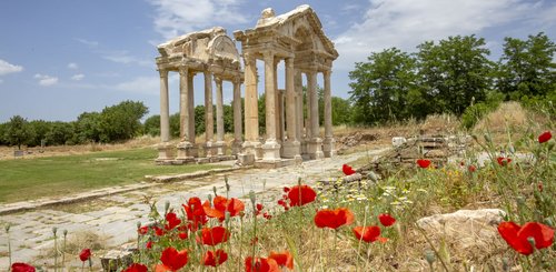 Aphrodisias Tetrapylon UNESCO Welterbe Karien