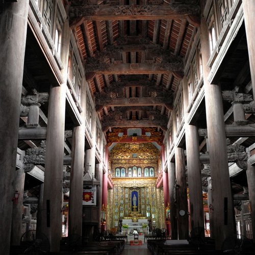 Kathedrale Phat Diem in der Provinz Ninh Binh