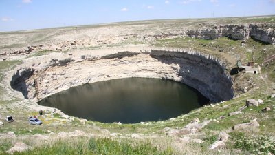 Obrukhan Doline Abenteuer Archäologie Zugvogeltouristik